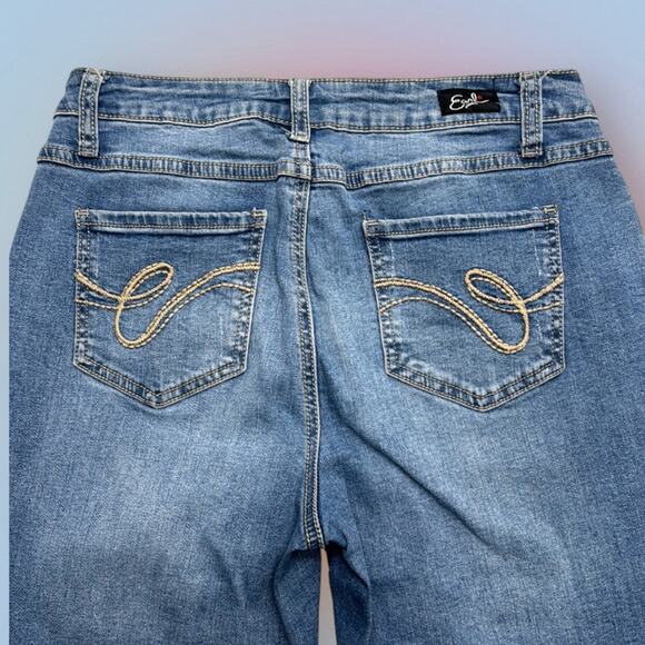 EARL JEANS Women’s 6 Capri Length Blue Jeans - Picture 3 of 3